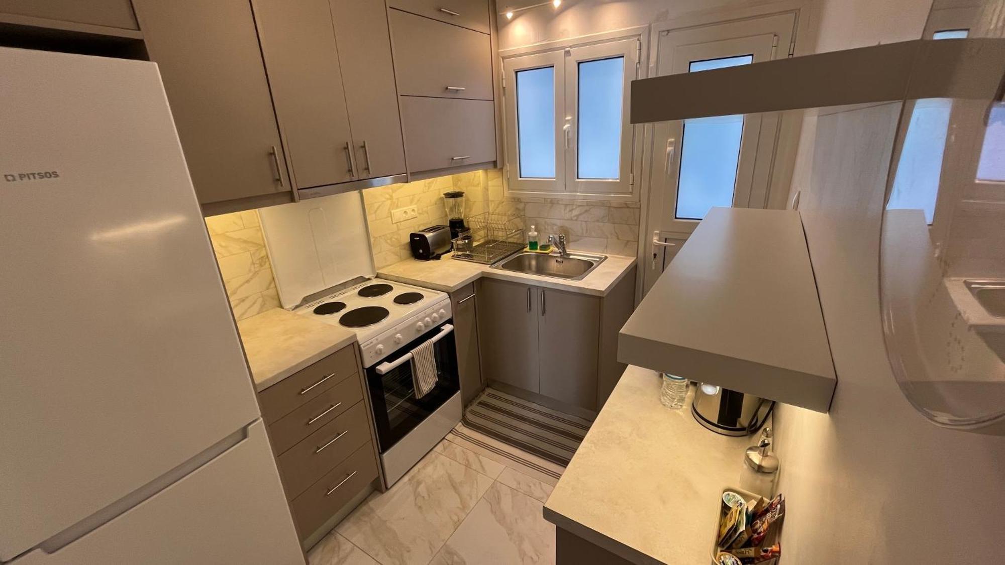 4 Newly Renovated Charming Apartments Steps From Panormou Metro Station Αθήνα Δωμάτιο φωτογραφία