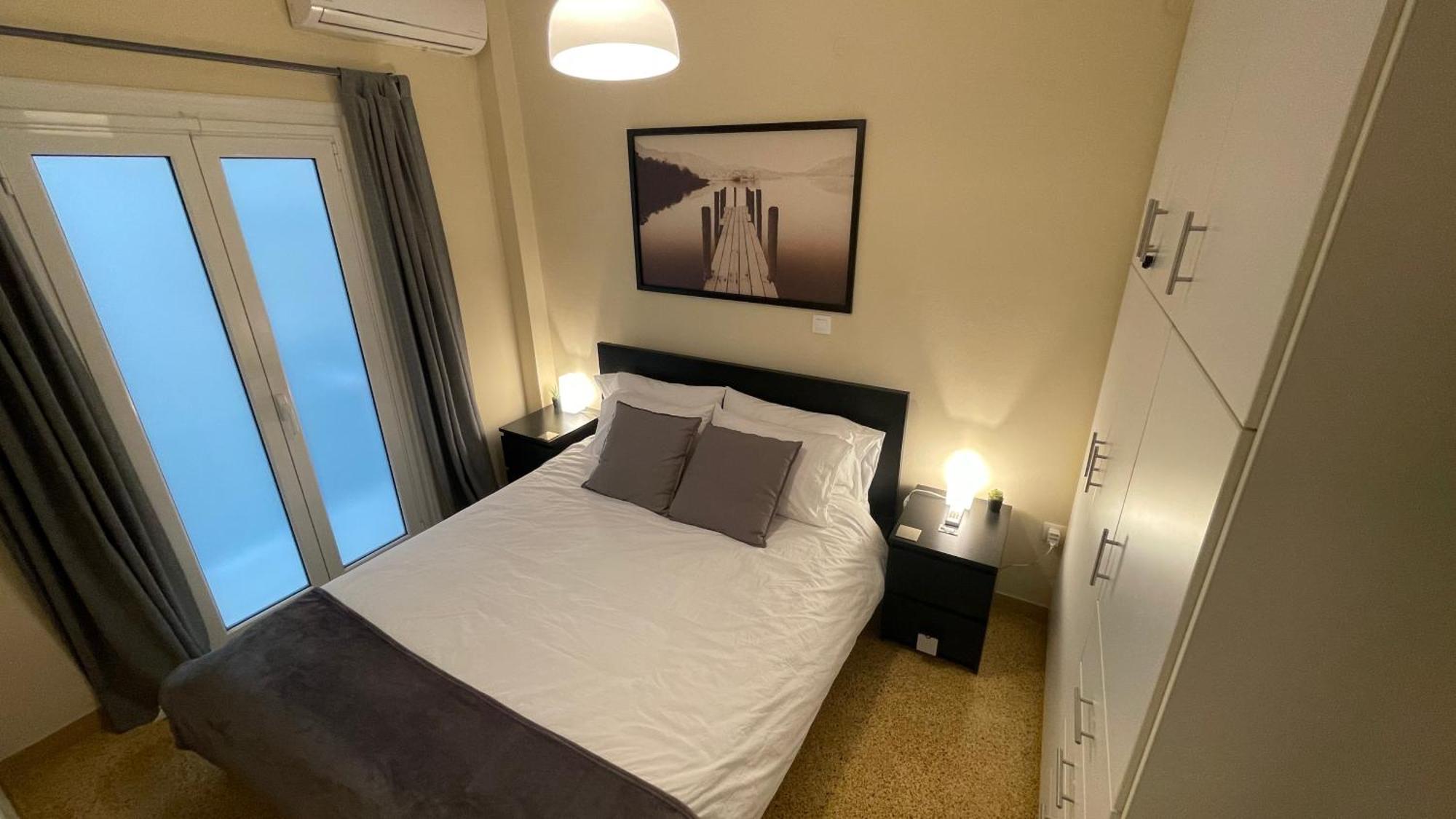 4 Newly Renovated Charming Apartments Steps From Panormou Metro Station Αθήνα Δωμάτιο φωτογραφία
