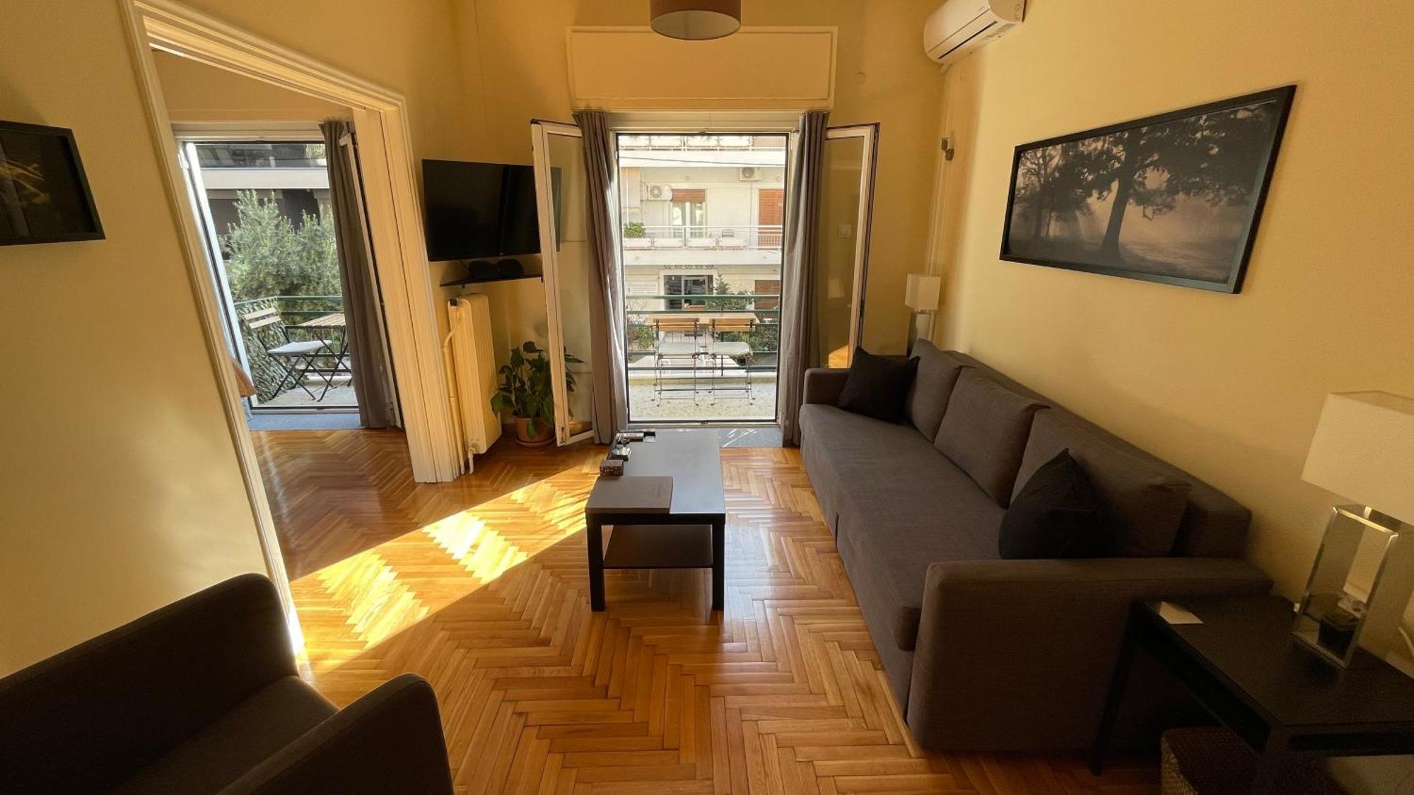4 Newly Renovated Charming Apartments Steps From Panormou Metro Station Αθήνα Δωμάτιο φωτογραφία