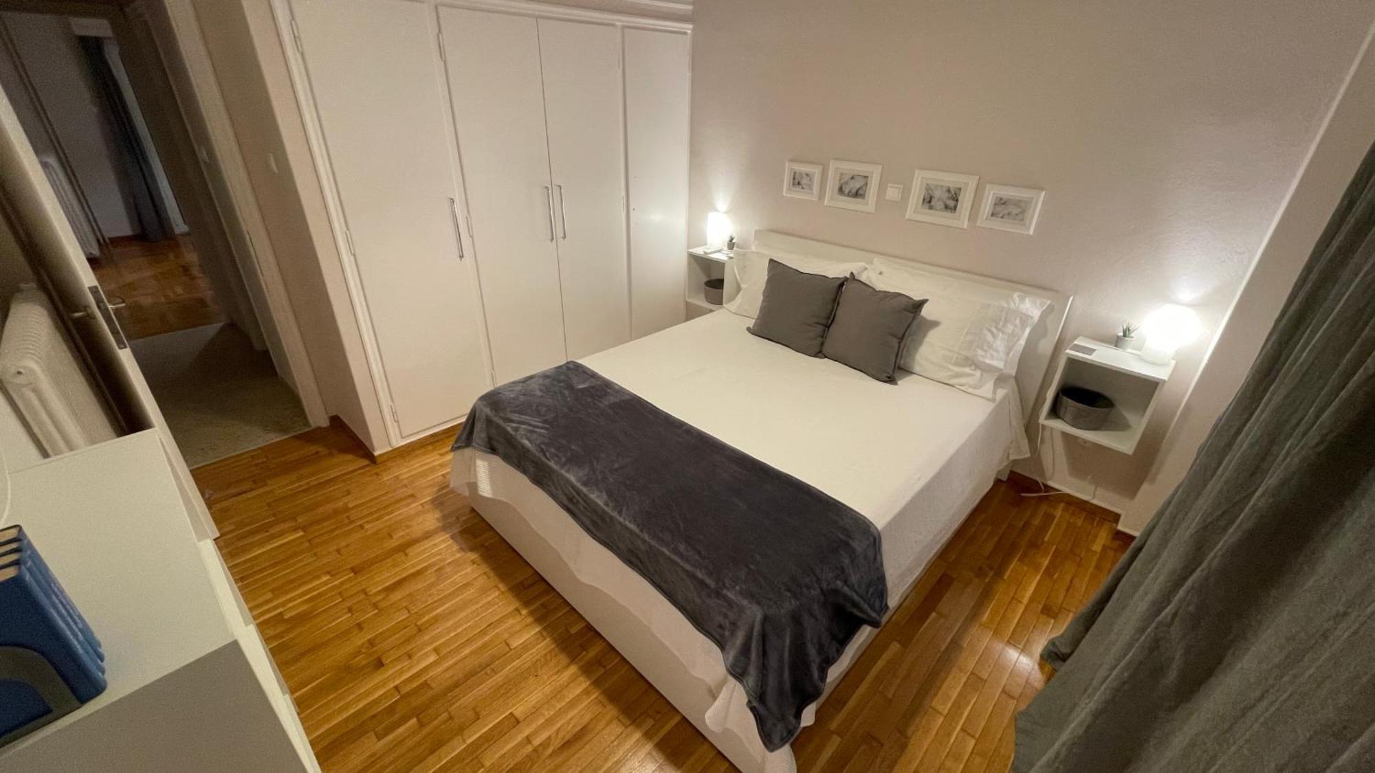 4 Newly Renovated Charming Apartments Steps From Panormou Metro Station Αθήνα Δωμάτιο φωτογραφία
