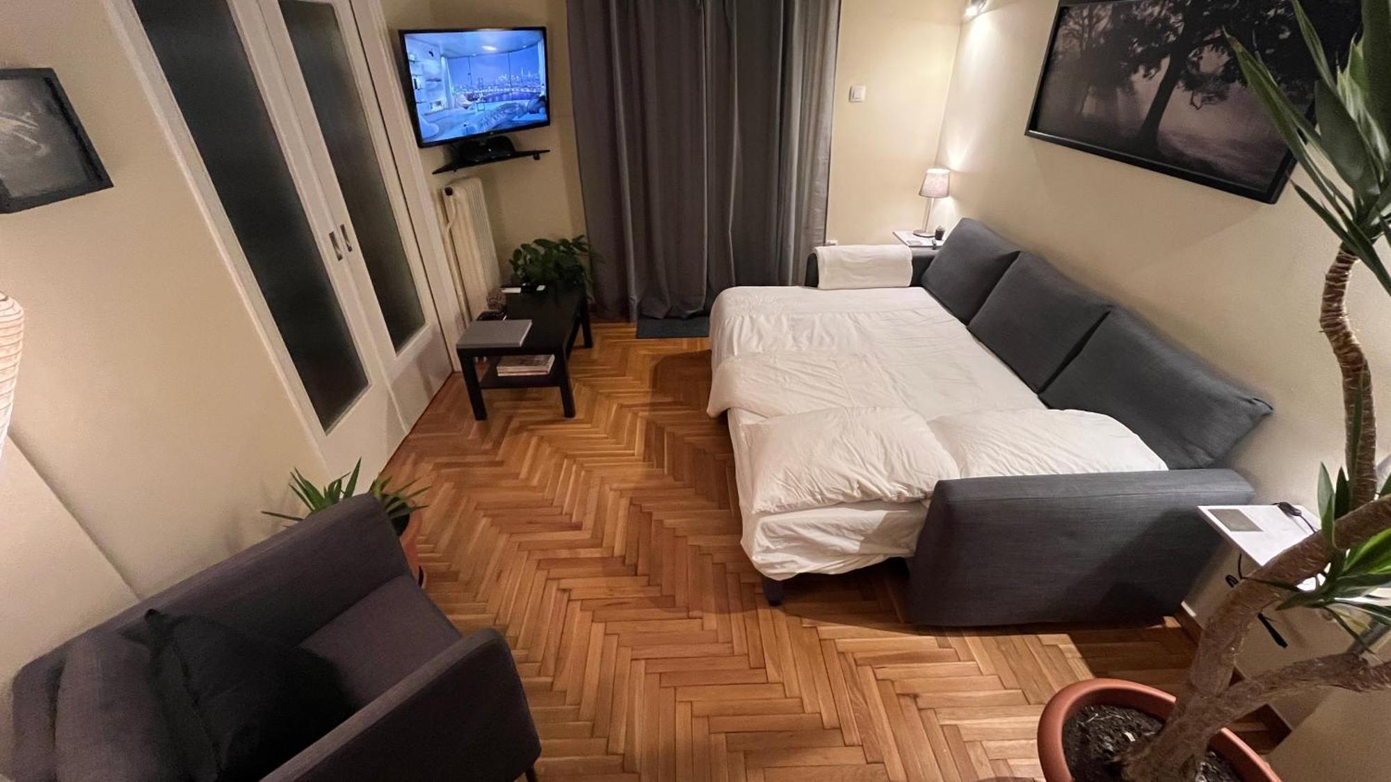 4 Newly Renovated Charming Apartments Steps From Panormou Metro Station Αθήνα Δωμάτιο φωτογραφία