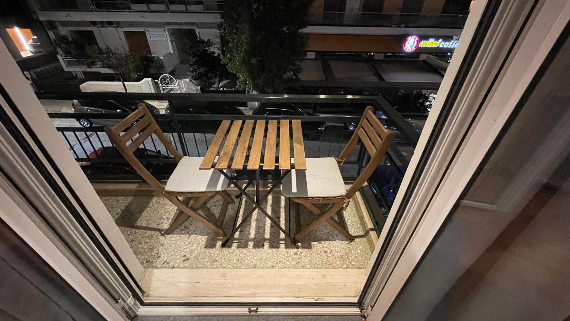 4 Newly Renovated Charming Apartments Steps From Panormou Metro Station Αθήνα Δωμάτιο φωτογραφία